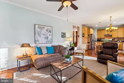 25539 Dabner Dr, Chantilly, VA 20152 photo 17