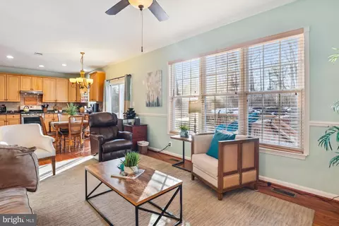 25539 Dabner Dr, Chantilly, VA 20152 photo 16