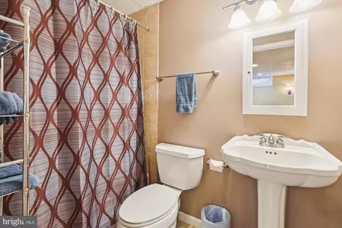 25539 Dabner Dr, Chantilly, VA 20152 photo 43