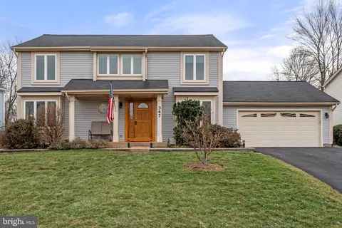 347 Samantha Dr, Sterling, VA 20164