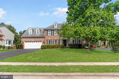 43450 Ridgeview Pl, Ashburn, VA 20147