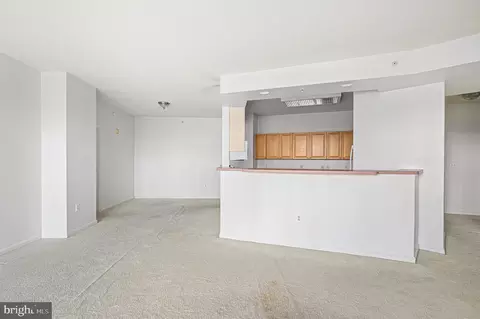 19355 Cypress Ridge Ter #115, Leesburg, VA 20176