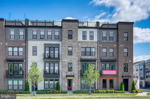 43178 Farringdon Sq, Broadlands, VA 20148