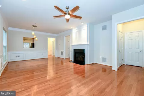 20404 Killarney Way, Ashburn, VA 20147 photo 3