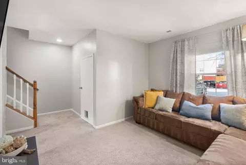 20790 Apollo Ter, Ashburn, VA 20147 photo 32