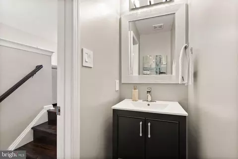 20790 Apollo Ter, Ashburn, VA 20147 photo 18