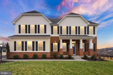 38305 Coralberry Pl, Lovettsville, VA 20180