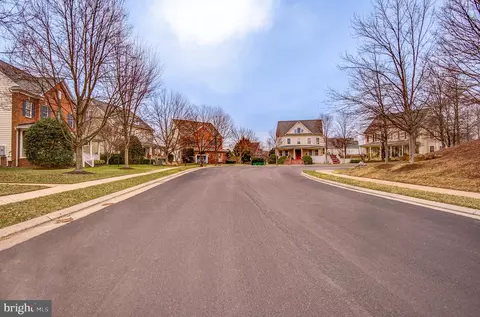 View/Area - 42610 Good Hope Ln, Brambleton, VA 20148 photo 1 of 6
