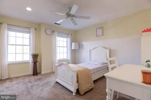 Bedroom - 42610 Good Hope Ln, Brambleton, VA 20148 photo 8 of 8