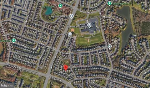 View/Area - 42610 Good Hope Ln, Brambleton, VA 20148 photo 4 of 6