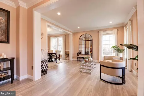 Entry Way - 42610 Good Hope Ln, Brambleton, VA 20148 photo 2 of 15