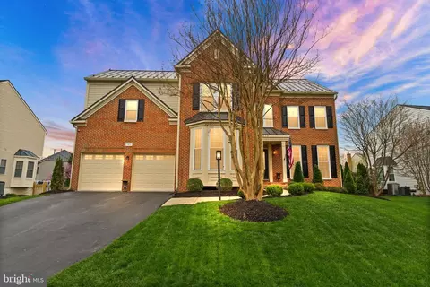 415 Meade Dr SW, Leesburg, VA 20175