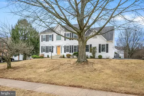 43356 Wayside Cir, Ashburn, VA 20147