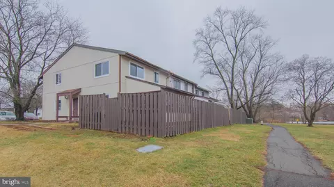 183 N Cottage Rd, Sterling, VA 20164 photo 4