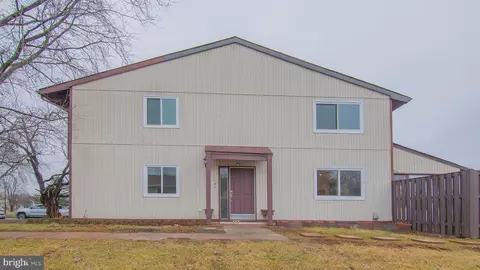 183 N Cottage Rd, Sterling, VA 20164 photo 3