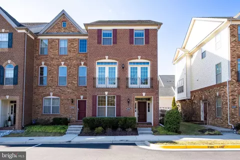 22501 Norwalk Sq, Ashburn, VA 20148