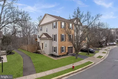 44046 Gala Cir, Ashburn, VA 20147