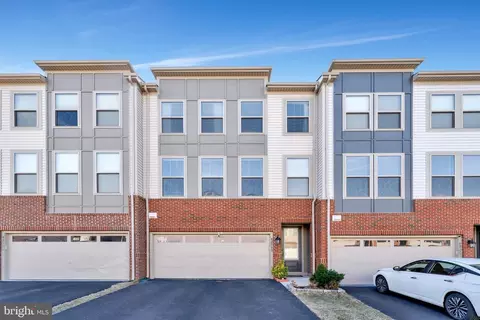 42353 Alder Forest Ter, Sterling, VA 20166