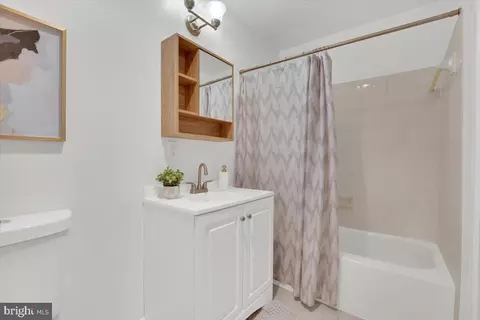 1602 E Jefferson Ct, Sterling, VA 20164 photo 25