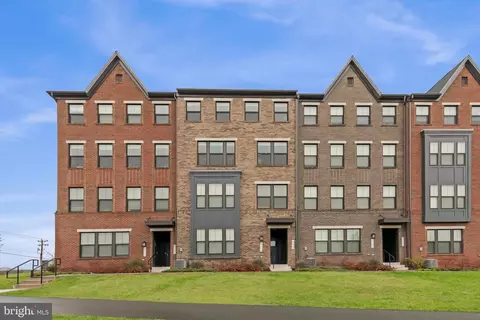 43355 Radford Divide Ter, Ashburn, VA 20148