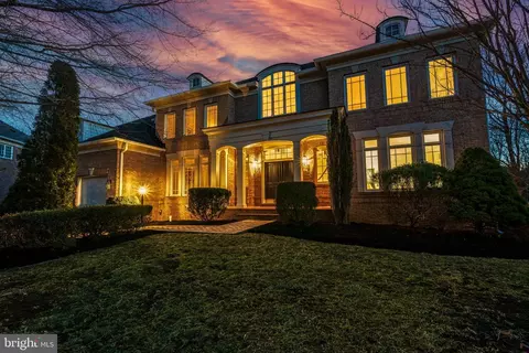 23015 Eagle Watch Ct, Brambleton, VA 20148