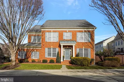 43671 Jernigan Ter, Leesburg, VA 20176