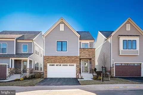 43124 Greeley Sq, Ashburn, VA 20148