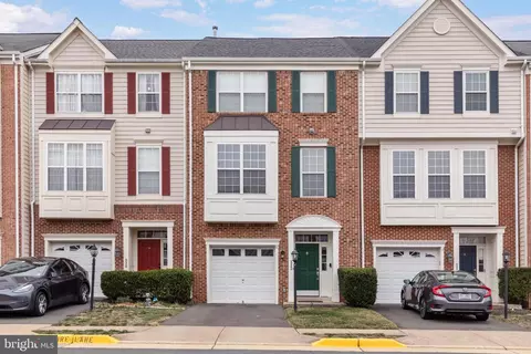 522 Legrace Ter NE, Leesburg, VA 20176