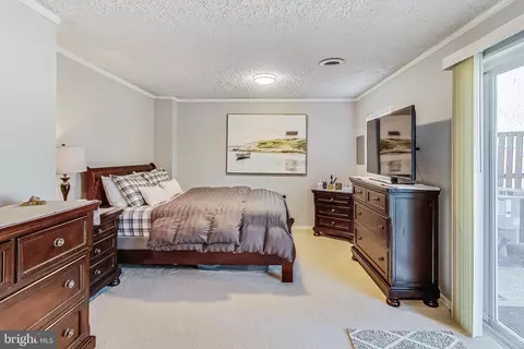 Bedroom - 43 Berkeley Ct, Sterling, VA 20165 photo 4 of 5