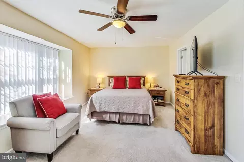 Bedroom - 43 Berkeley Ct, Sterling, VA 20165 photo 2 of 5