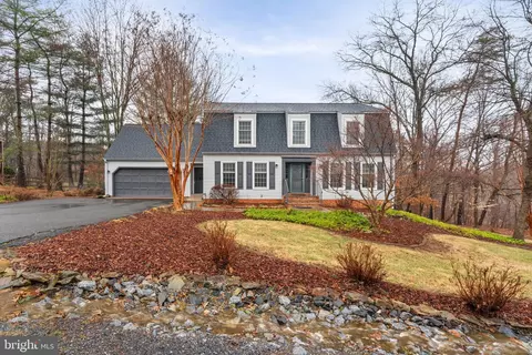 18379 Sydnor Hill Ct, Leesburg, VA 20175