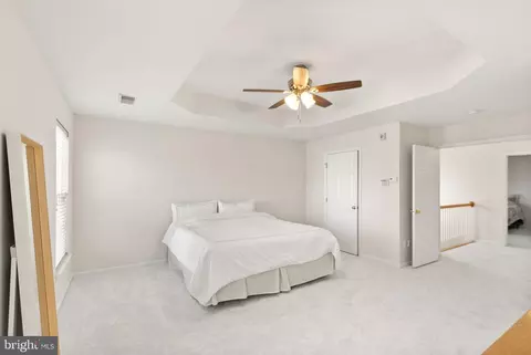 Bedroom - 26190 Ocala Cir, Chantilly, VA 20152 photo 1 of 8