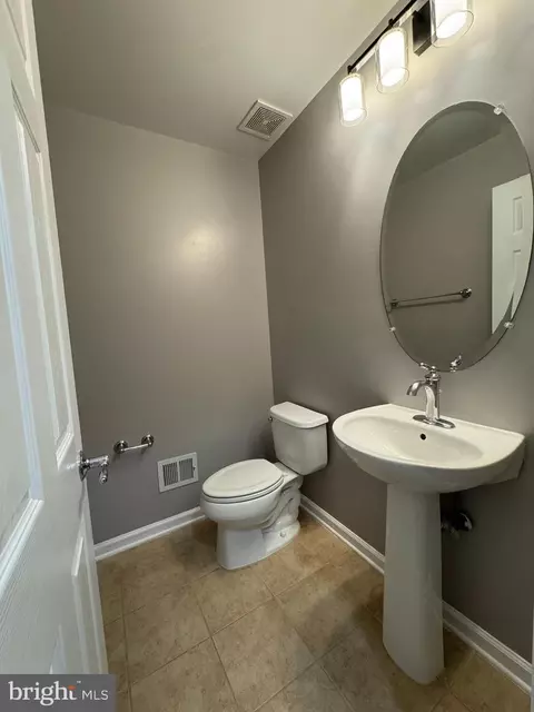 42682 Redeemer Ter, Brambleton, VA 20148 photo 11