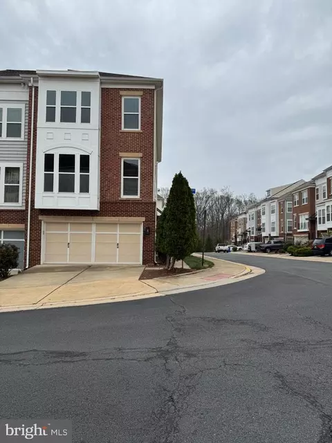 42682 Redeemer Ter, Brambleton, VA 20148