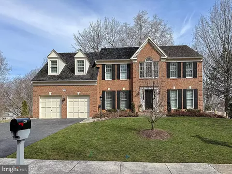 1206 Hawling Pl SW, Leesburg, VA 20175