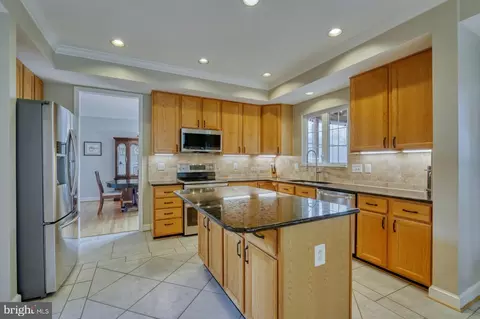 20767 Fenwick Dr, Ashburn, VA 20147 photo 8