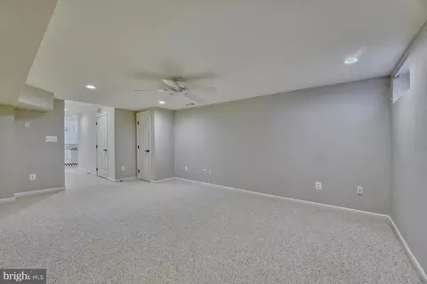 20767 Fenwick Dr, Ashburn, VA 20147 photo 37