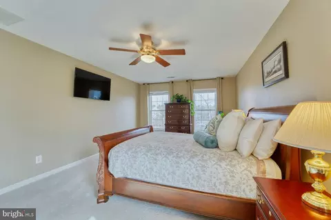 20767 Fenwick Dr, Ashburn, VA 20147 photo 21
