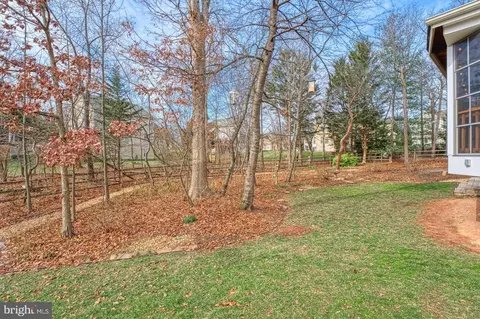 20767 Fenwick Dr, Ashburn, VA 20147 photo 45