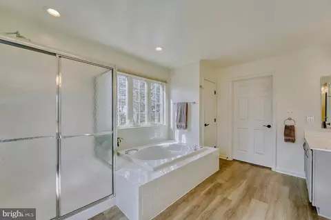 20767 Fenwick Dr, Ashburn, VA 20147 photo 23