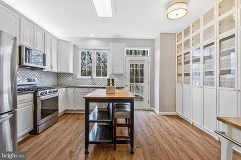 Entry Way - 20449 Scioto Ter, Ashburn, VA 20147 photo 1 of 2
