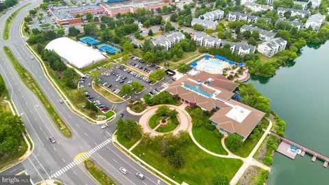 View/Area - 20829 Apollo Ter, Ashburn, VA 20147 photo 7 of 9
