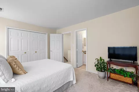 Bedroom - 20829 Apollo Ter, Ashburn, VA 20147 photo 2 of 5