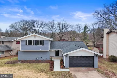 411 E Laurel Ave, Sterling, VA 20164