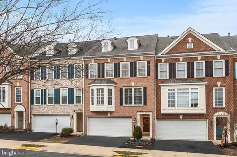19140 Rocky Crest Ter, Leesburg, VA 20176