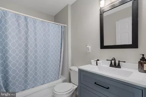 43390 Malin Ct, Ashburn, VA 20147 photo 22