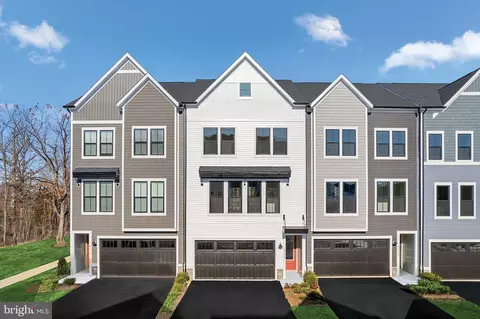 42176 Berrier Farms Ter, Chantilly, VA 20152