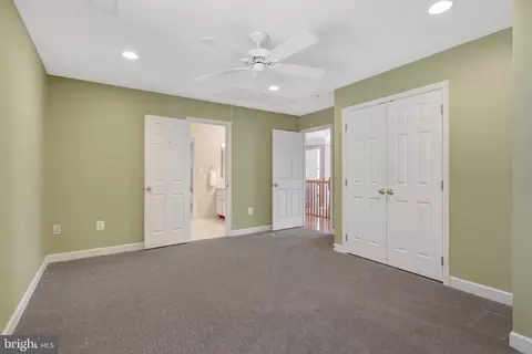 Bedroom - 42859 Chatelain Cir, Brambleton, VA 20148 photo 6 of 7