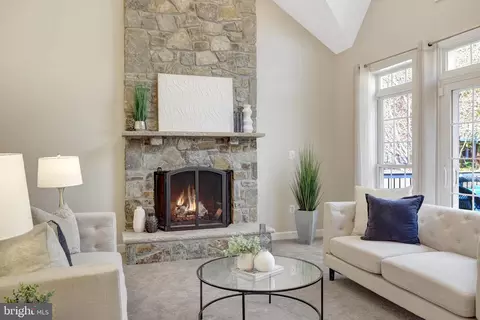 Living - 42859 Chatelain Cir, Brambleton, VA 20148 photo 2 of 4