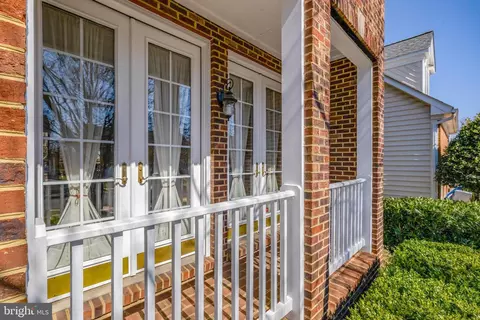 Exterior - 42859 Chatelain Cir, Brambleton, VA 20148 photo 3 of 15